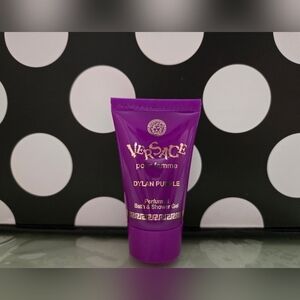 2/$15✨️Versace Dylan Purple Shower Gel✨️
